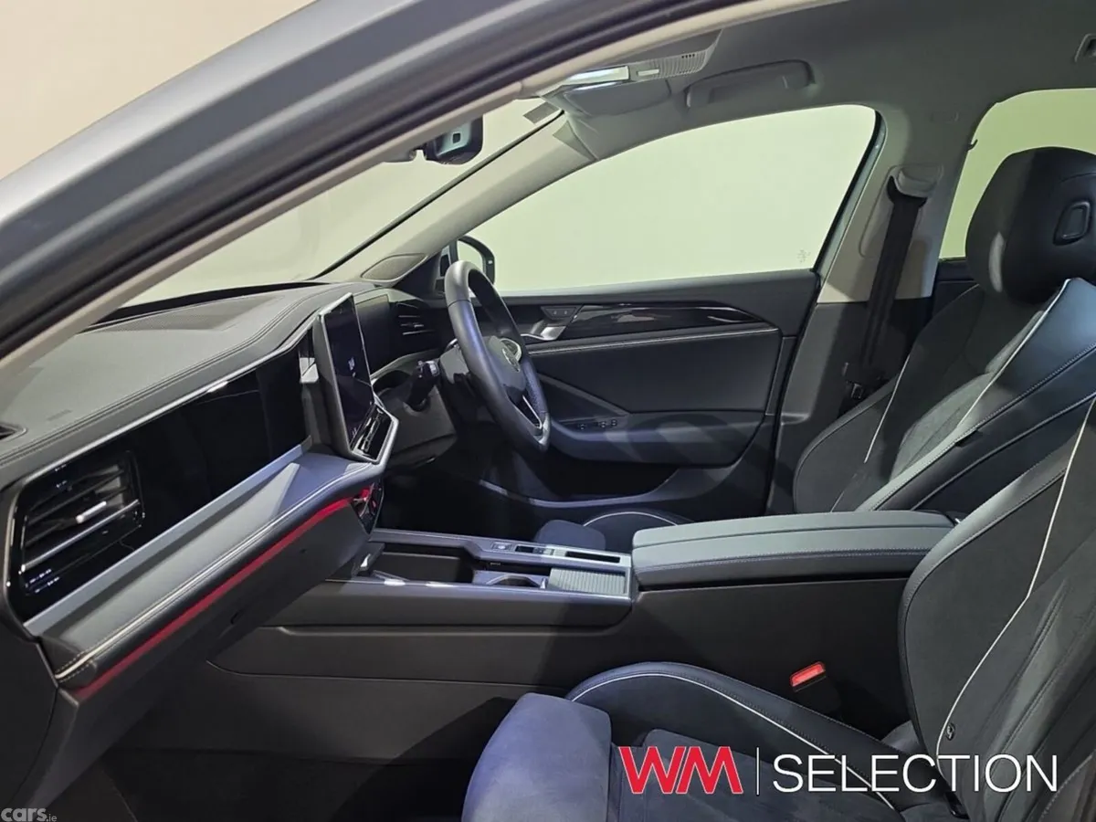 Volkswagen Passat Estate, Diesel, 2026, Grey