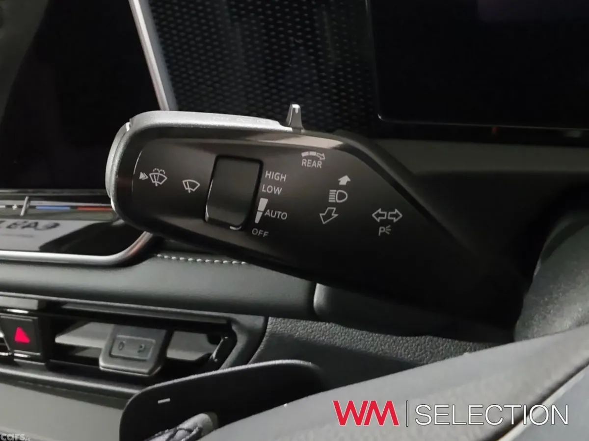 Volkswagen Tiguan SUV, Petrol Plug-in Hybrid, 2026, White