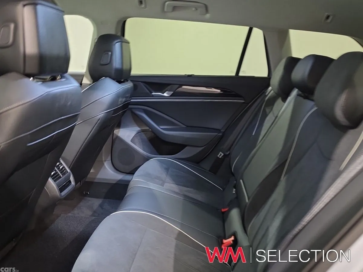 Volkswagen Passat Estate, Diesel, 2026, Grey