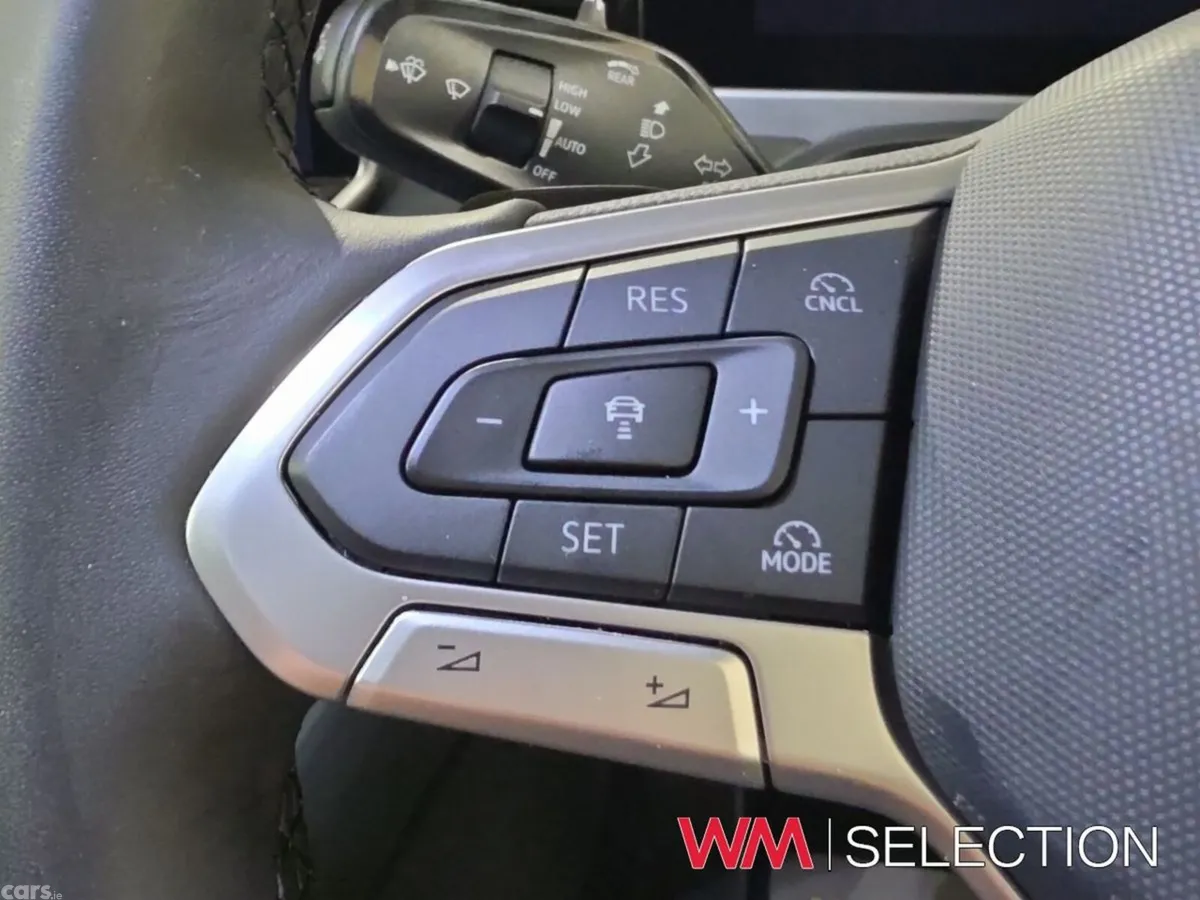 Volkswagen Passat Estate, Diesel, 2026, Grey