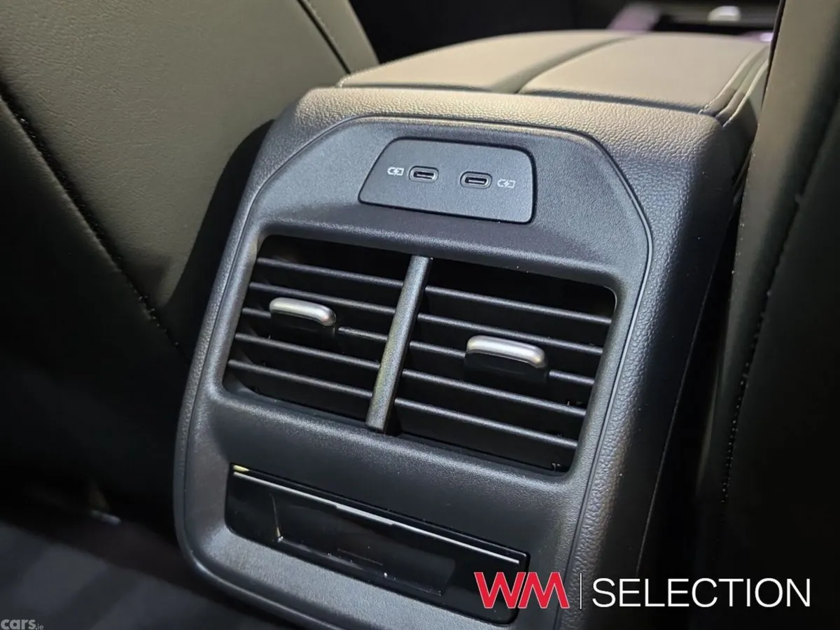 Volkswagen Passat Estate, Diesel, 2026, Grey