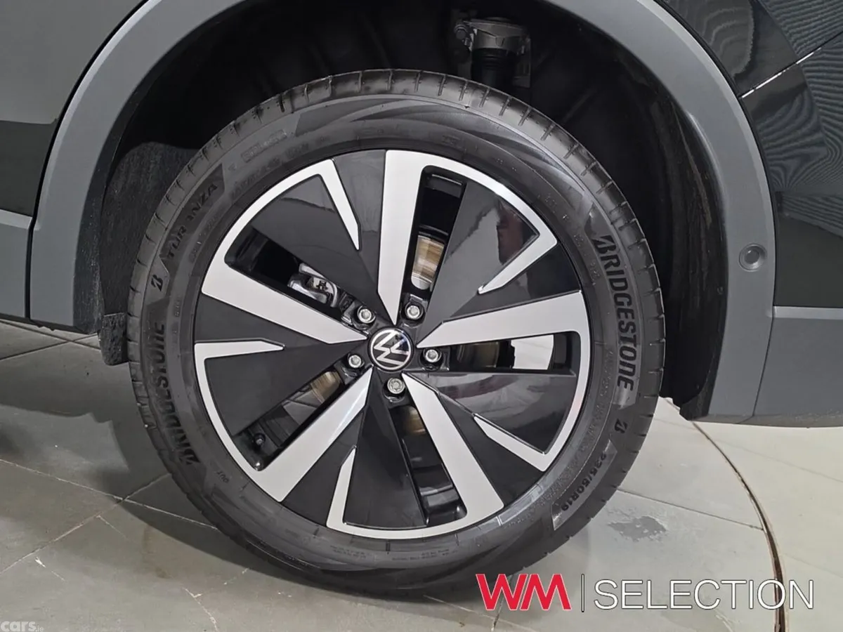 Volkswagen Tiguan SUV, Petrol Plug-in Hybrid, 2026, Black