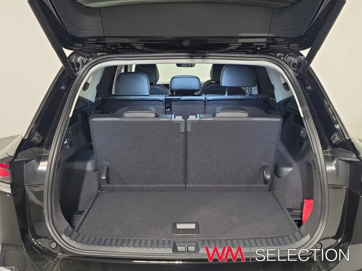Volkswagen Tayron Estate, Diesel, 2026, Black