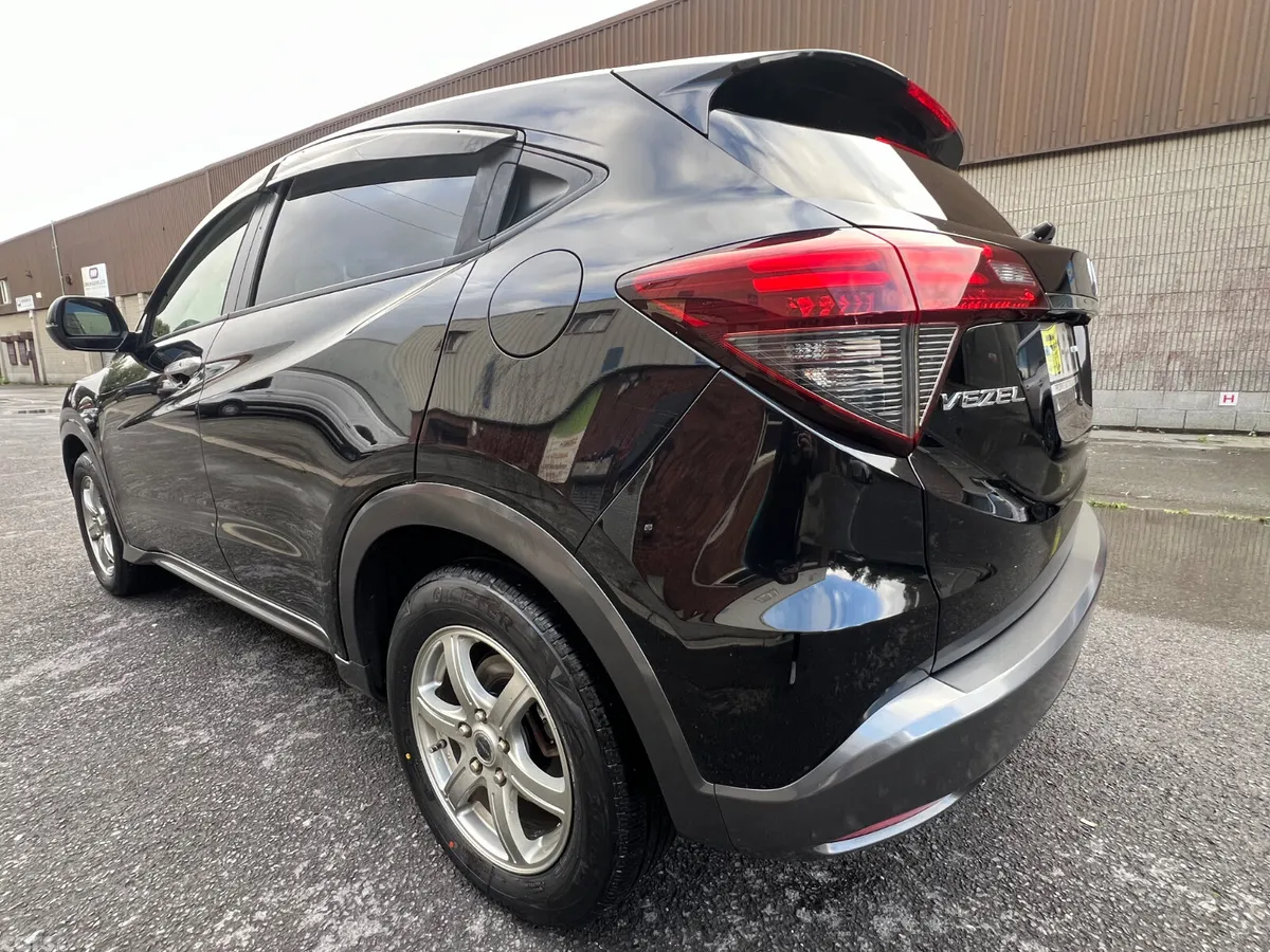Honda Vezel SUV, Petrol Hybrid, 2018, Black