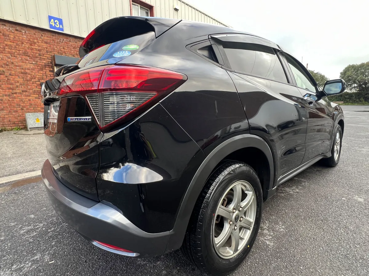 Honda Vezel SUV, Petrol Hybrid, 2018, Black
