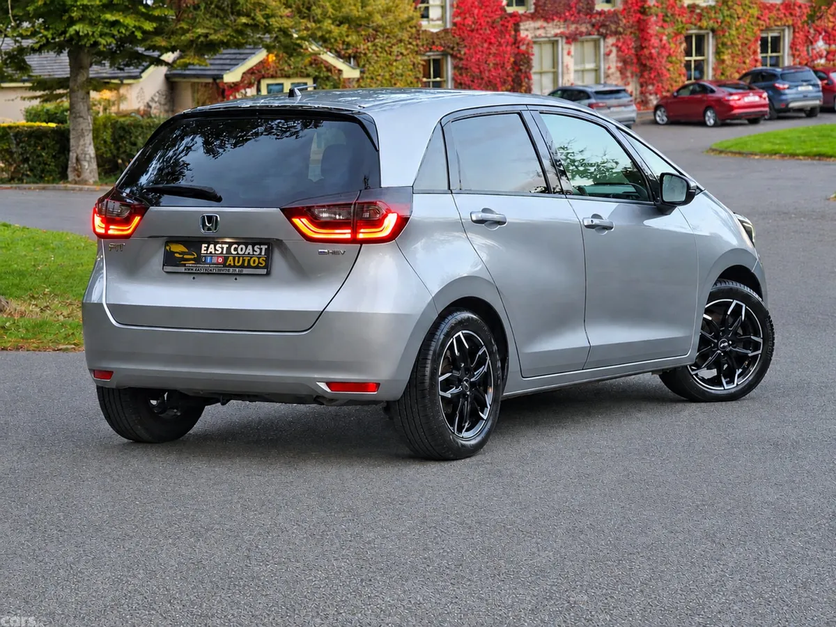 Honda Fit Hatchback, Petrol Hybrid, 2021, Silver