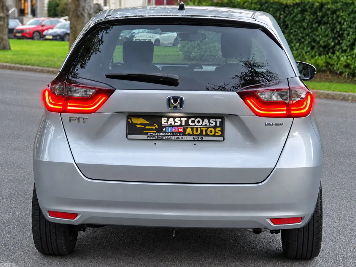 Honda Fit Hatchback, Petrol Hybrid, 2021, Silver