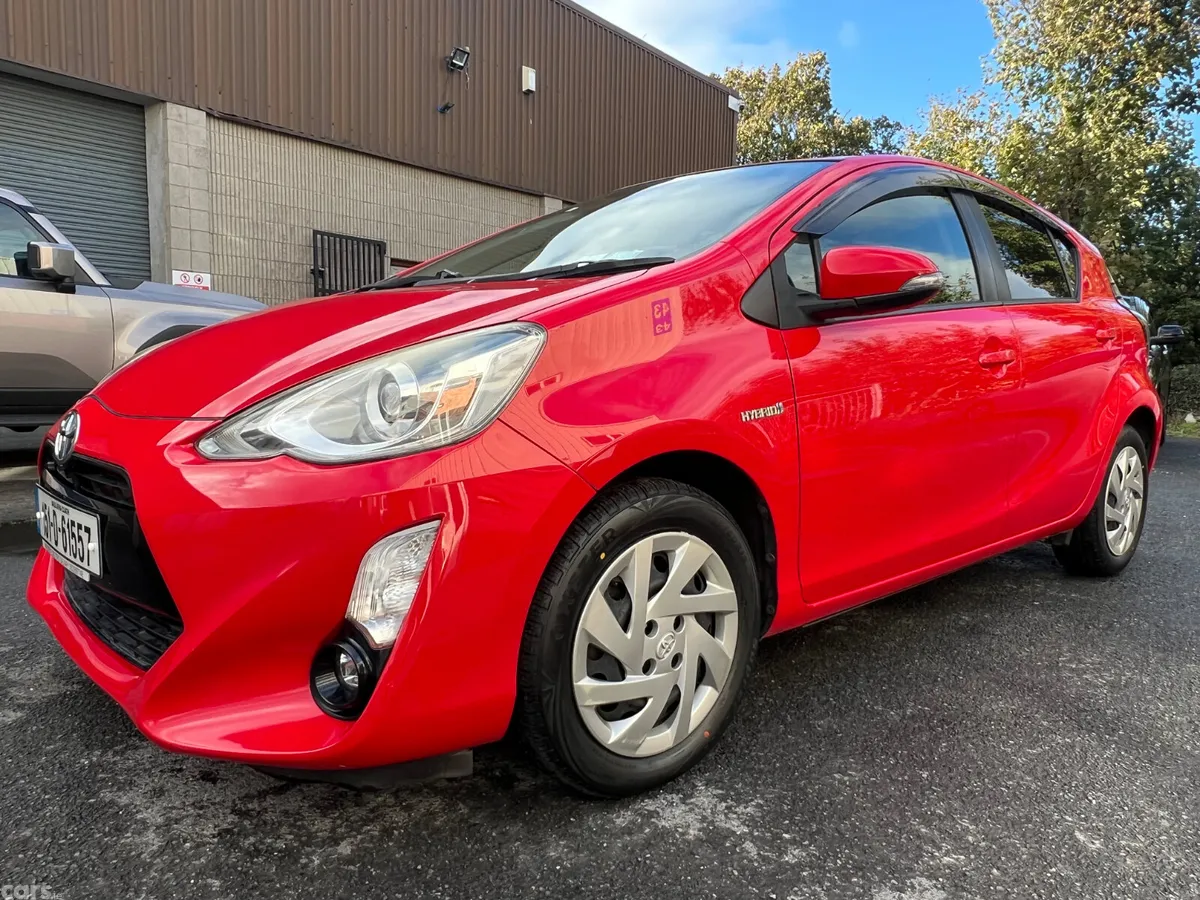 Toyota Aqua Hatchback, Petrol Hybrid, 2015, Red