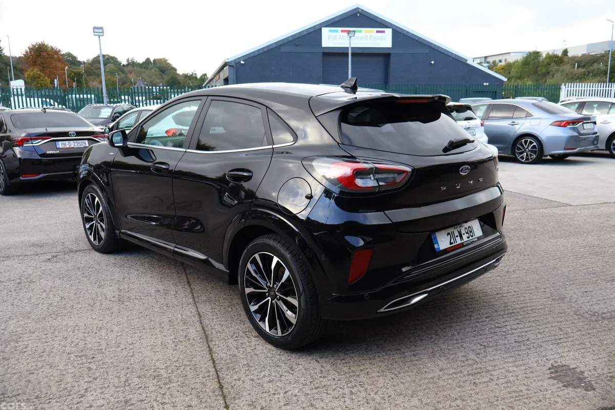 Ford Puma MPV, Diesel, 2021, Black