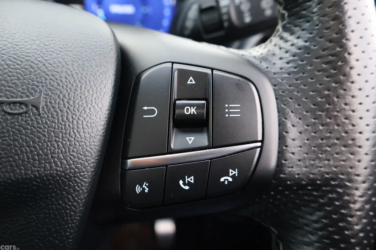Ford Puma MPV, Diesel, 2021, Black