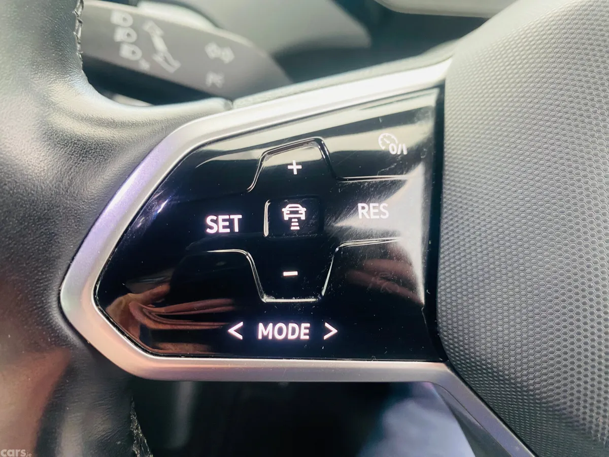 Volkswagen ID.4 Estate, Electric, 2022, White
