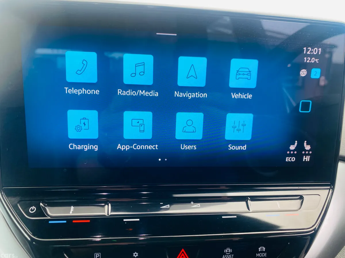 Volkswagen ID.4 Estate, Electric, 2022, White