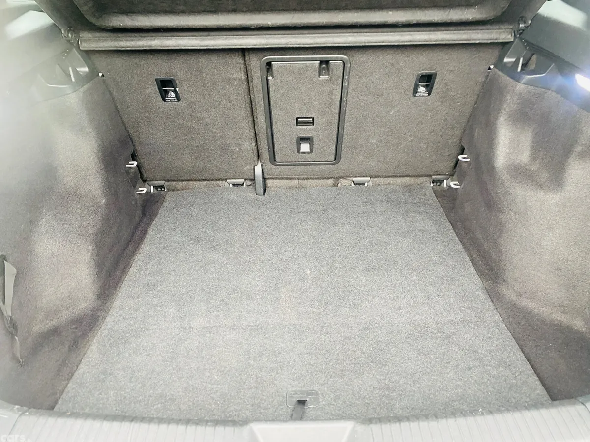 Volkswagen ID.4 Estate, Electric, 2022, White