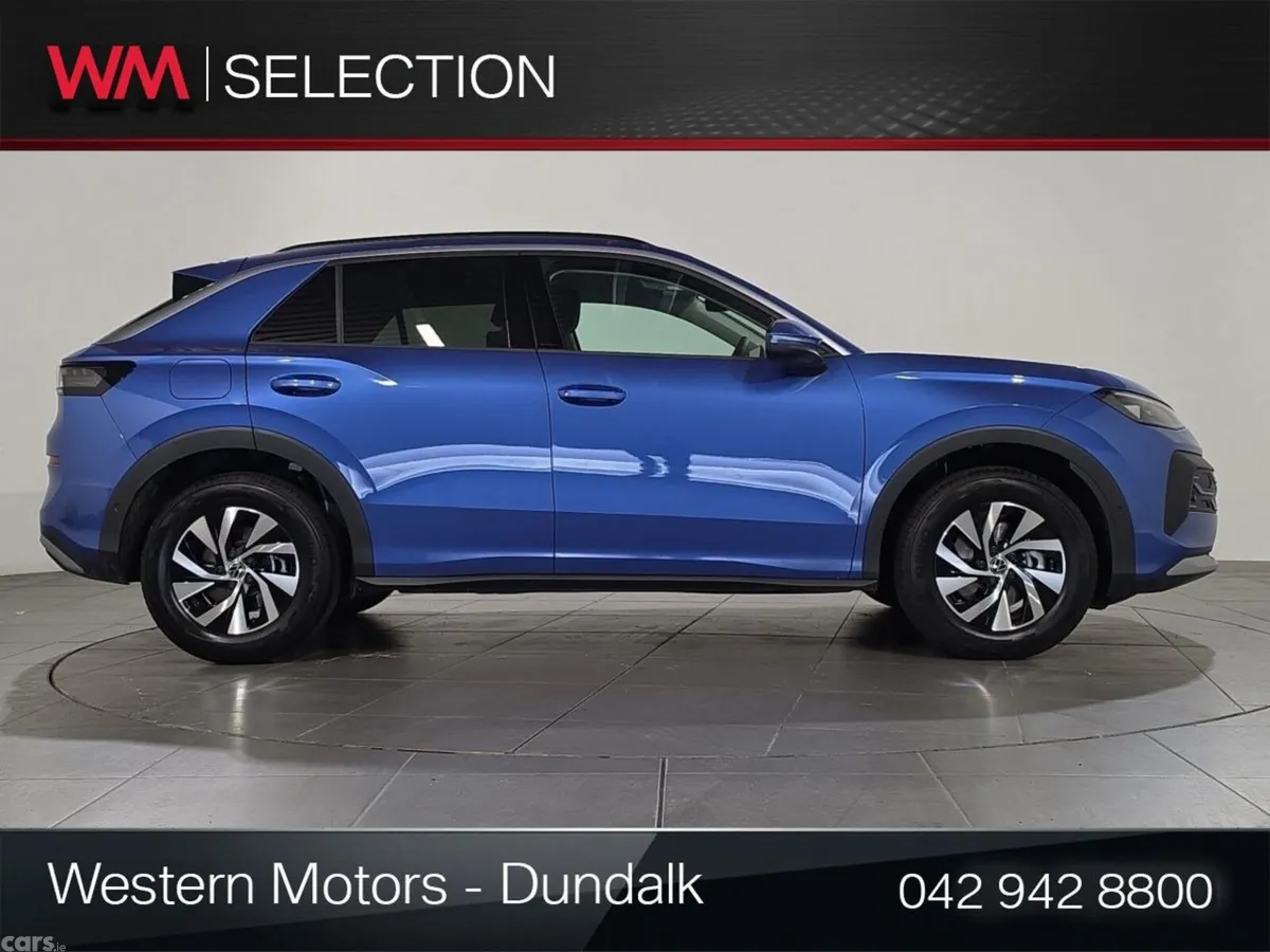 Volkswagen T-Roc Estate, Petrol, 2026, Blue