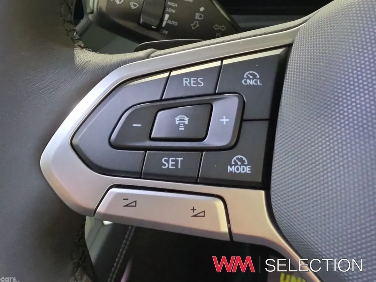 Volkswagen T-Roc Estate, Petrol, 2026, Black