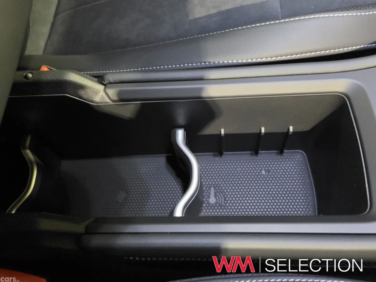 Volkswagen T-Roc Estate, Petrol, 2026, Black