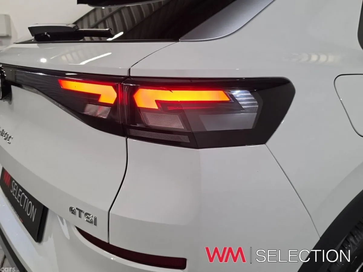 Volkswagen T-Roc Hatchback, Petrol, 2026, White