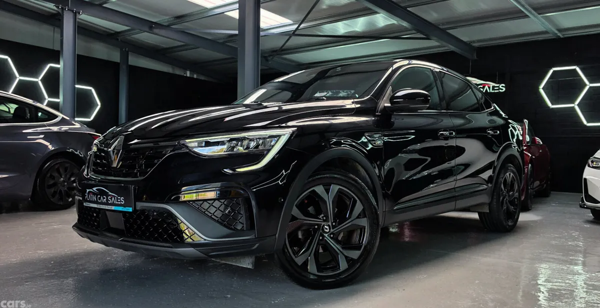 Renault Arkana Hatchback, Petrol, 2023, Black