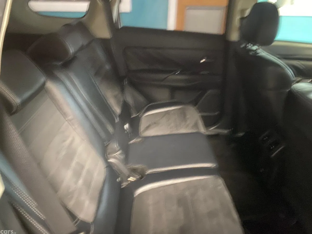 Mitsubishi Outlander SUV, Petrol Plug-in Hybrid, 2019, Grey