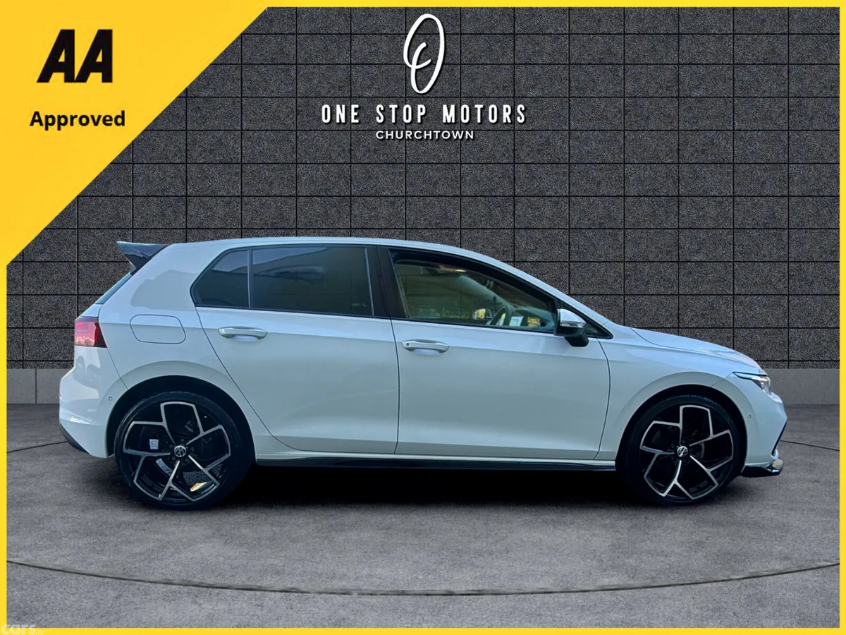Volkswagen Golf Hatchback, Petrol Hybrid, 2021, White