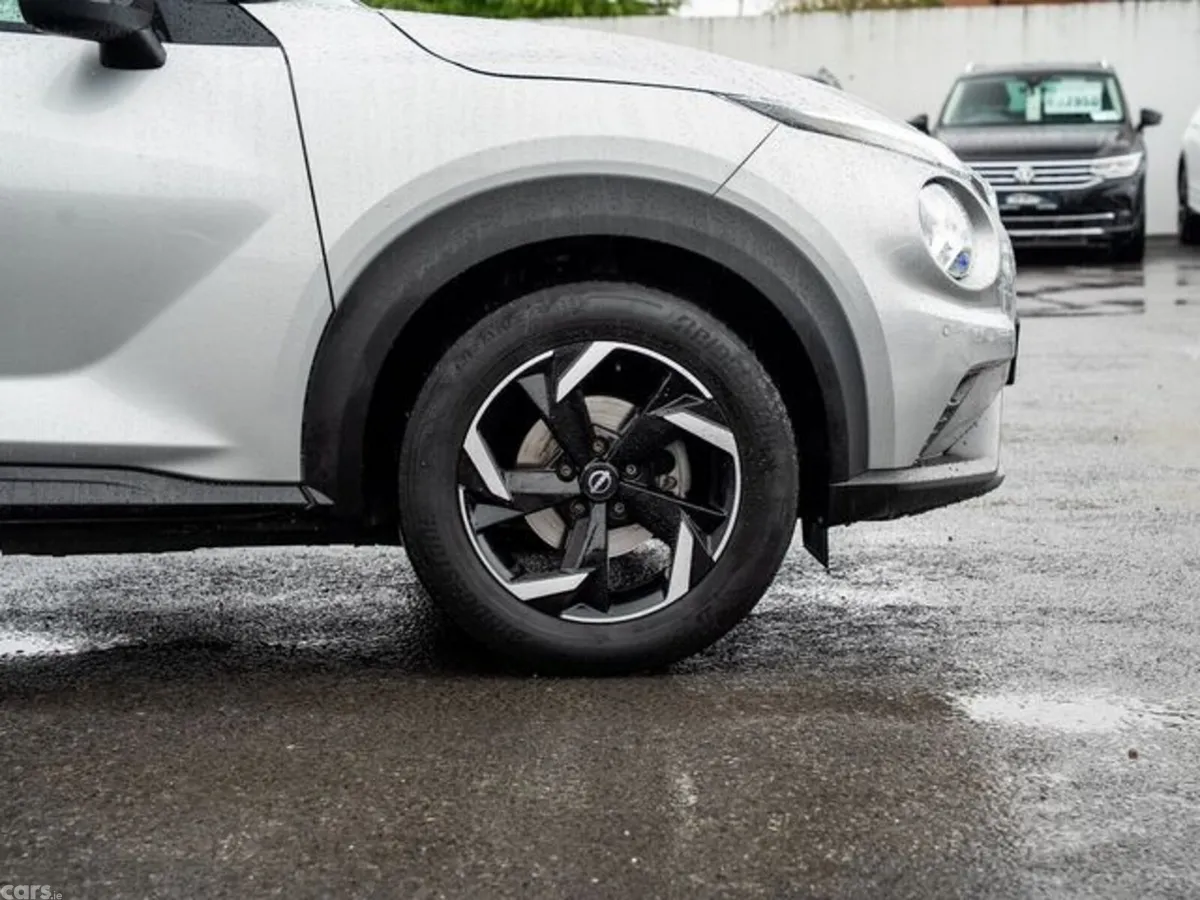 Nissan Juke MPV, Petrol, 2024, Grey