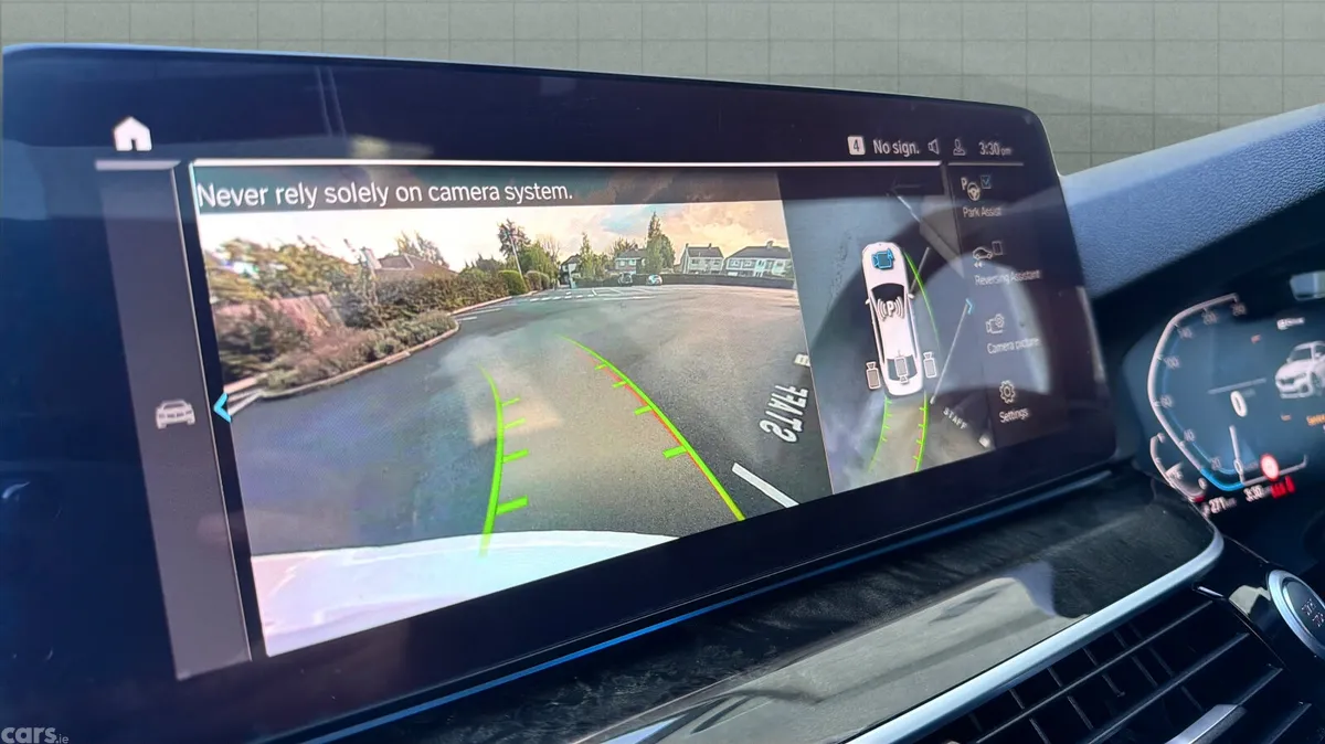 BMW 5-Series Saloon, Petrol Plug-in Hybrid, 2021, White
