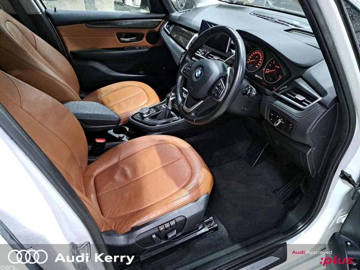 BMW 2-Series Hatchback, Petrol Hybrid, 2017, White