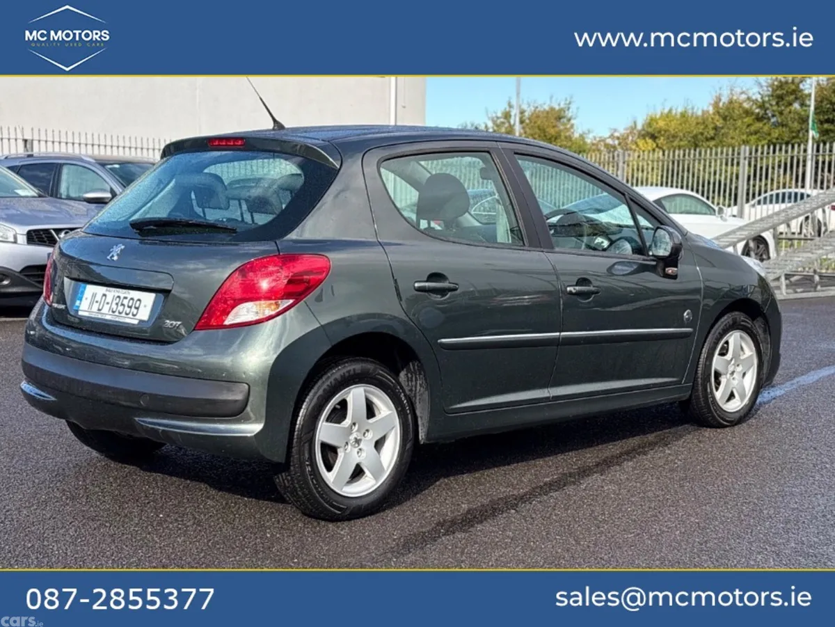 Peugeot 207 Hatchback, Petrol, 2011, Grey