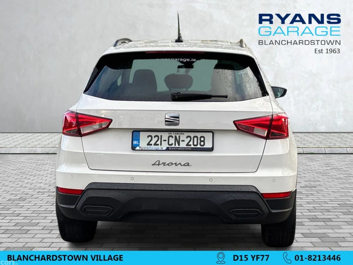 SEAT Arona Hatchback, Petrol, 2022, White