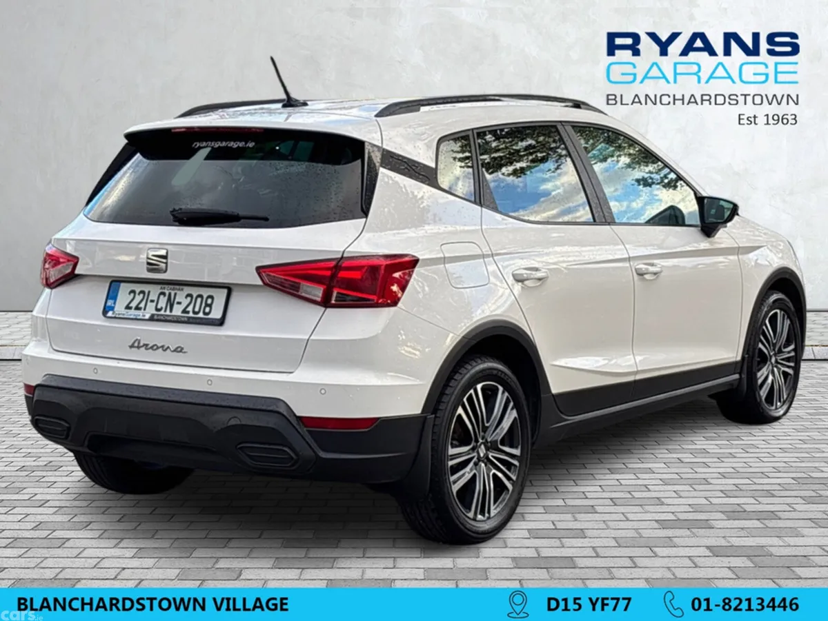 SEAT Arona Hatchback, Petrol, 2022, White