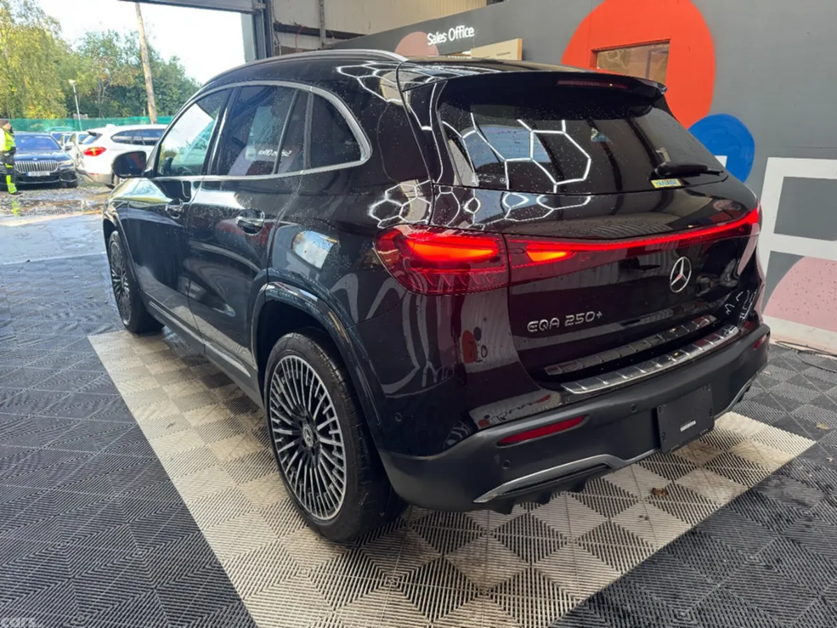 Mercedes-Benz EQA SUV, Electric, 2025, Black