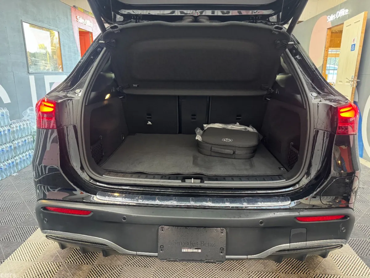 Mercedes-Benz EQA SUV, Electric, 2025, Black
