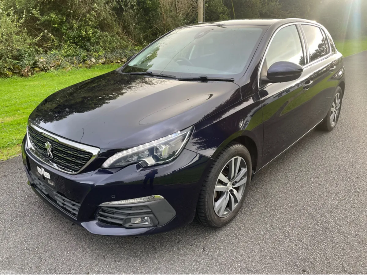 Peugeot 308 Hatchback, Diesel, 2019, Blue