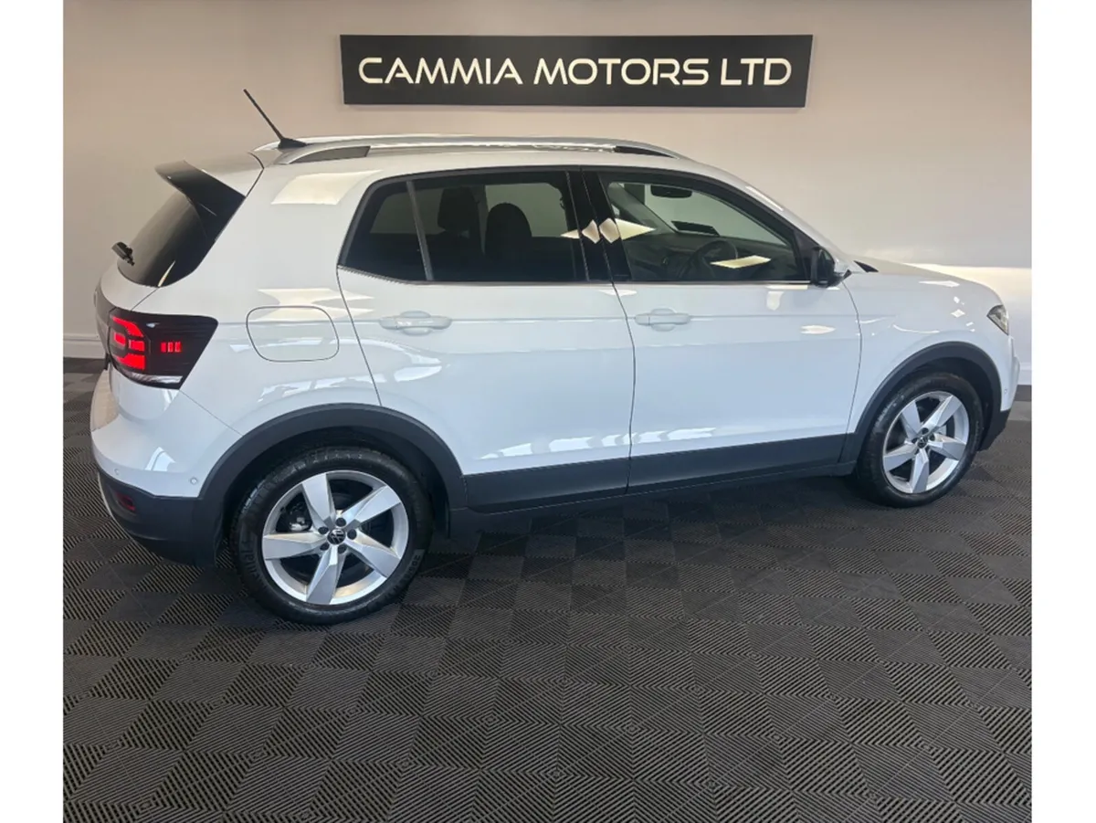 Volkswagen T-Cross SUV, Petrol, 2021, White