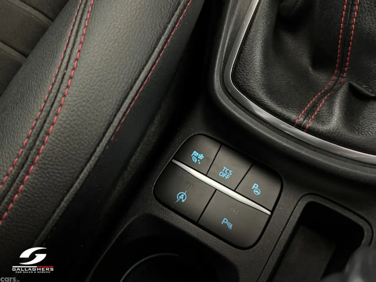 Ford Puma MPV, Petrol Hybrid, 2023, Grey