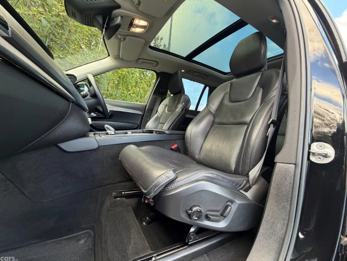 Volvo XC90 Estate, Petrol Plug-in Hybrid, 2023, Black