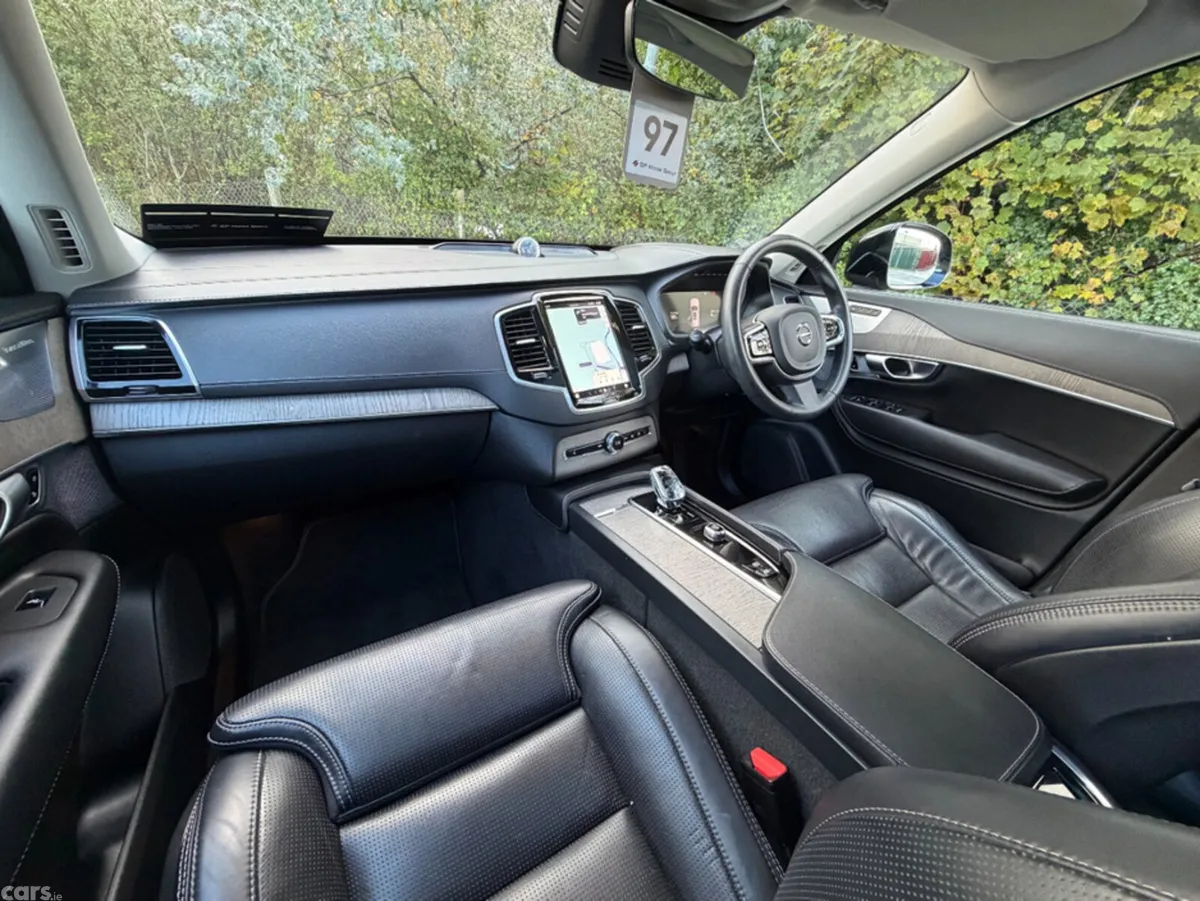 Volvo XC90 Estate, Petrol Plug-in Hybrid, 2023, Black