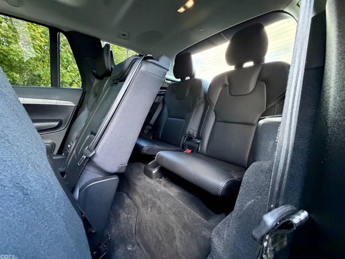 Volvo XC90 Estate, Petrol Plug-in Hybrid, 2023, Black