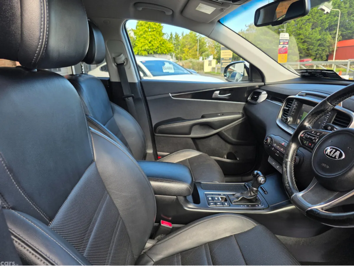 Kia Sorento Estate, Diesel, 2015, Silver