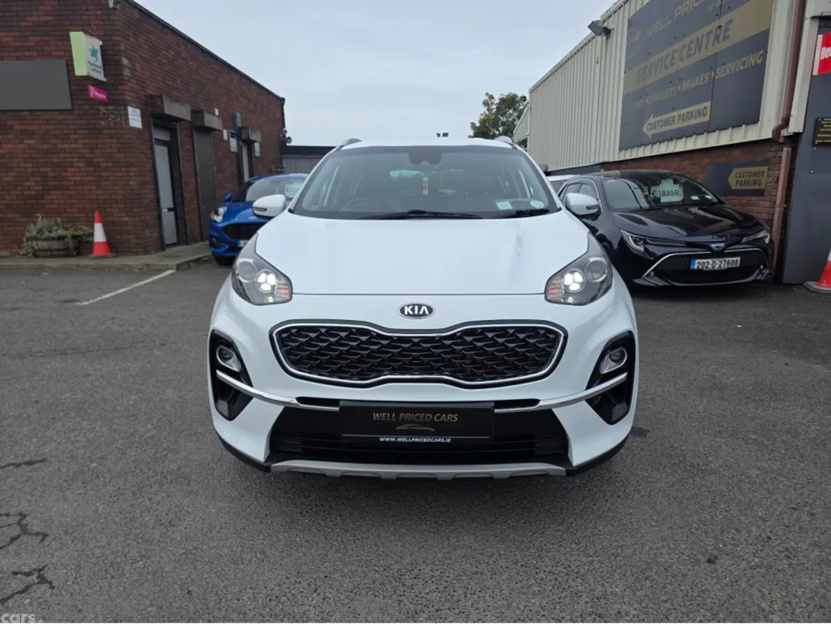 Kia Sportage MPV, Diesel Hybrid, 2020, White
