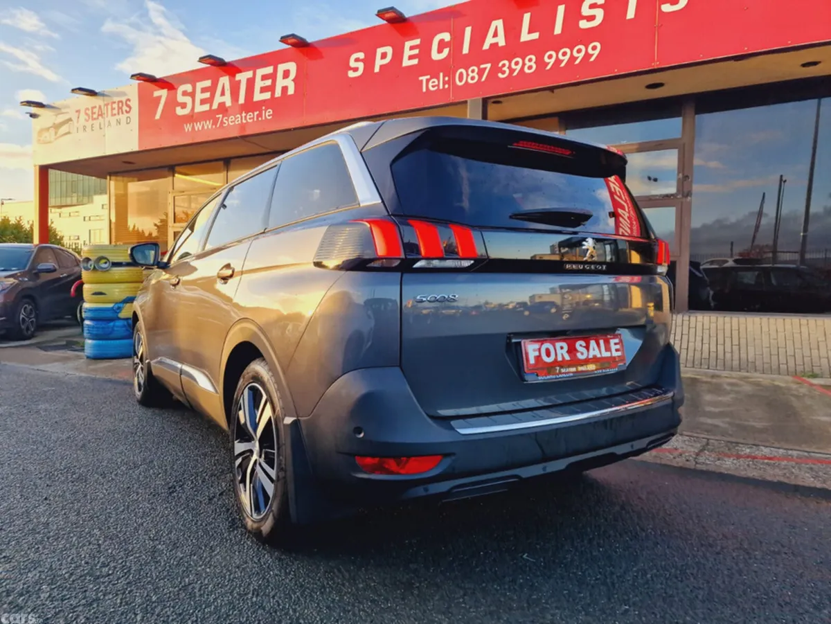 Peugeot 5008 MPV, Diesel, 2018, Grey