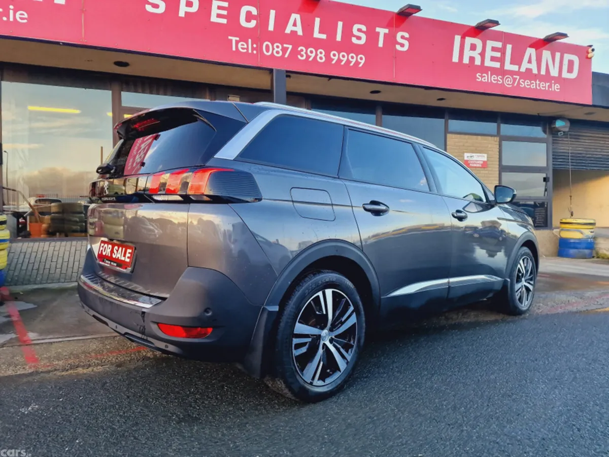 Peugeot 5008 MPV, Diesel, 2018, Grey