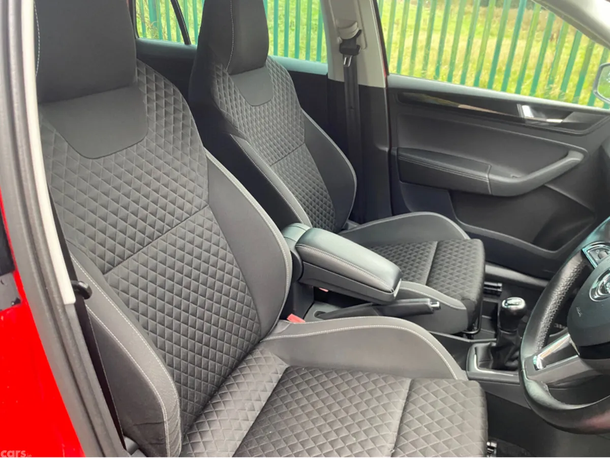 Skoda Rapid Saloon, Diesel, 2018, Red