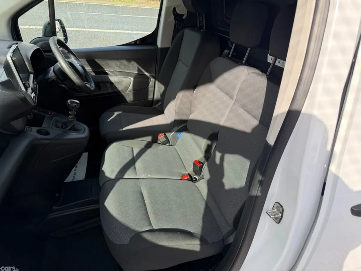 Citroen Berlingo Van, Diesel, 2023, White