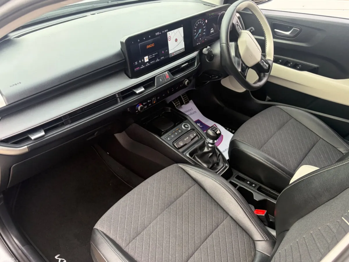 Kia Stonic SUV, Petrol, 2026, Grey