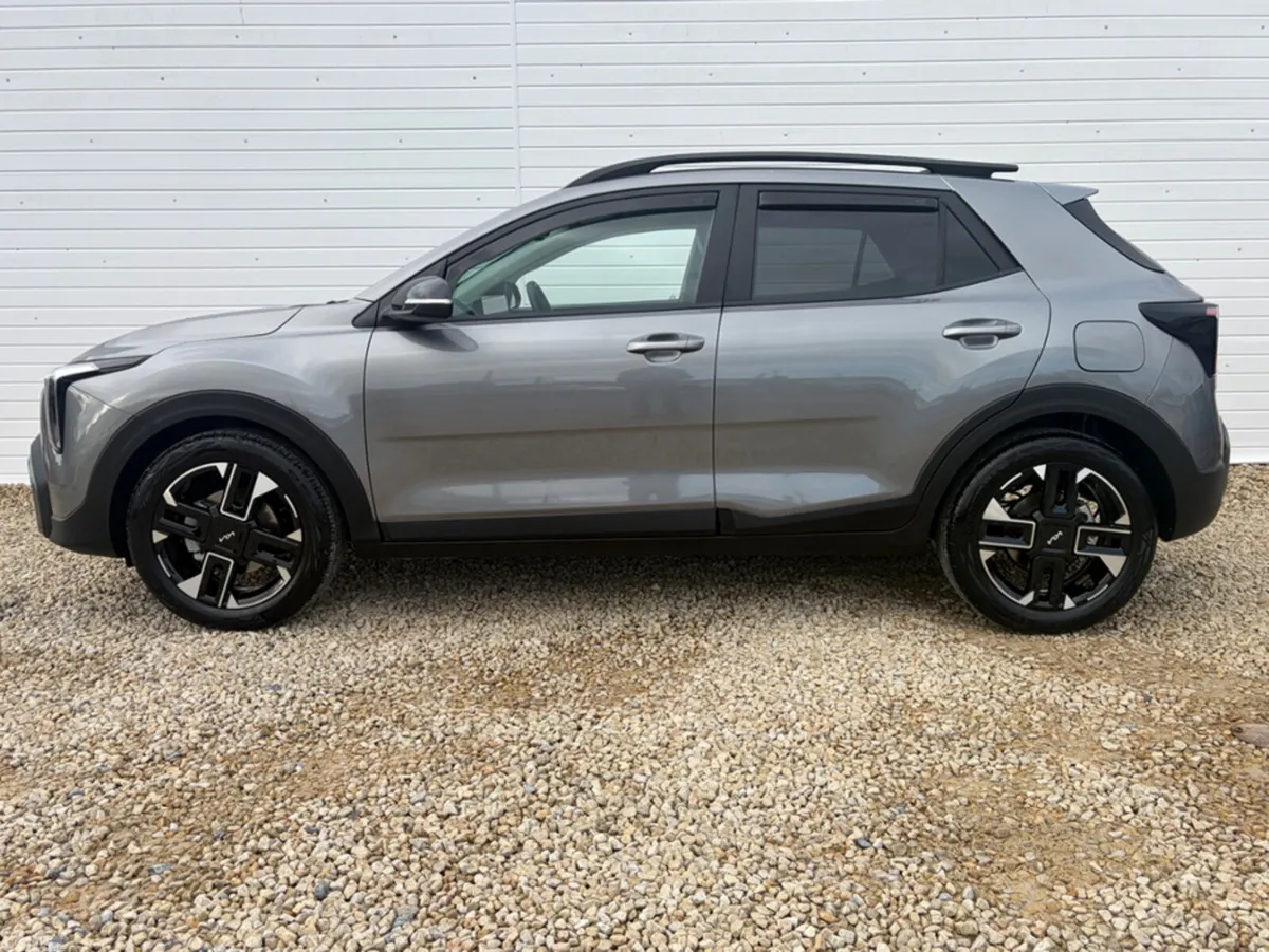 Kia Stonic SUV, Petrol, 2026, Grey