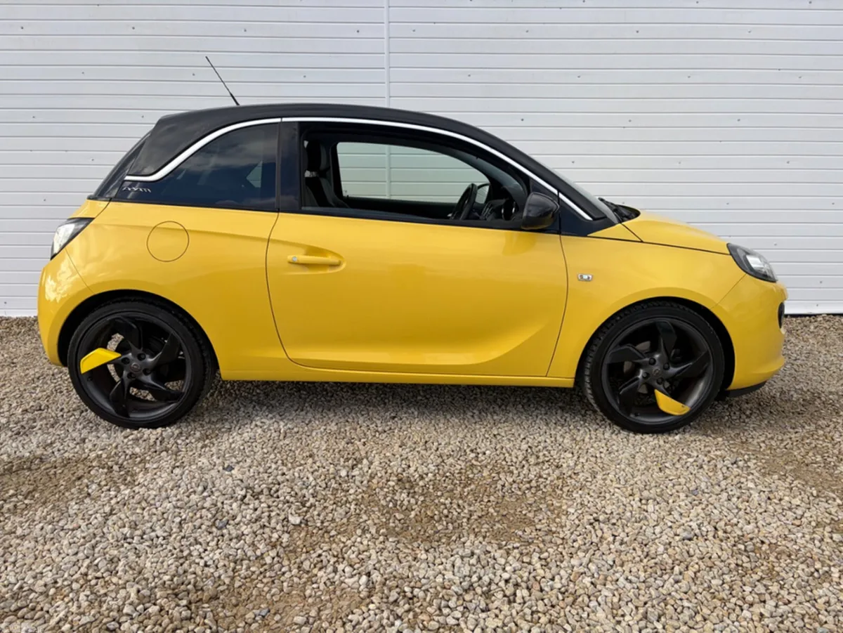 Opel Adam Hatchback, Petrol, 2013, Yellow