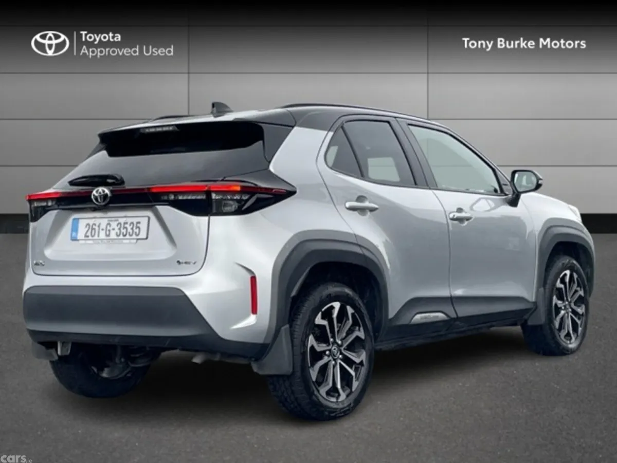 Toyota Yaris Cross SUV, Petrol Hybrid, 2026, Silver