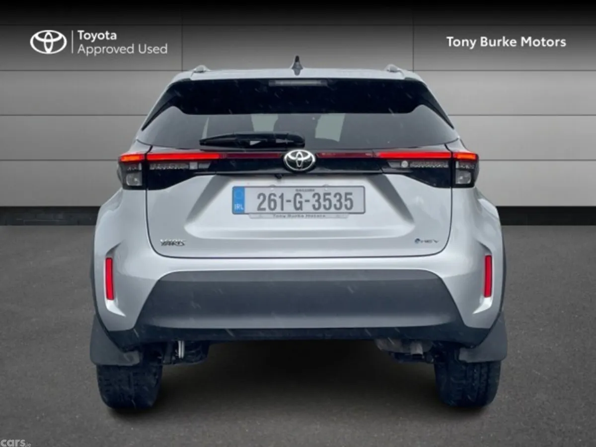 Toyota Yaris Cross SUV, Petrol Hybrid, 2026, Silver