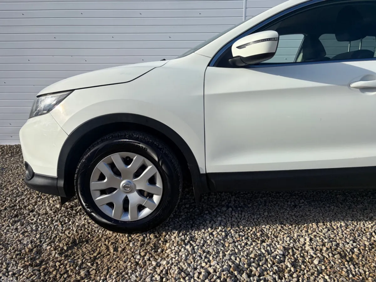 Nissan Qashqai MPV, Diesel, 2015, White